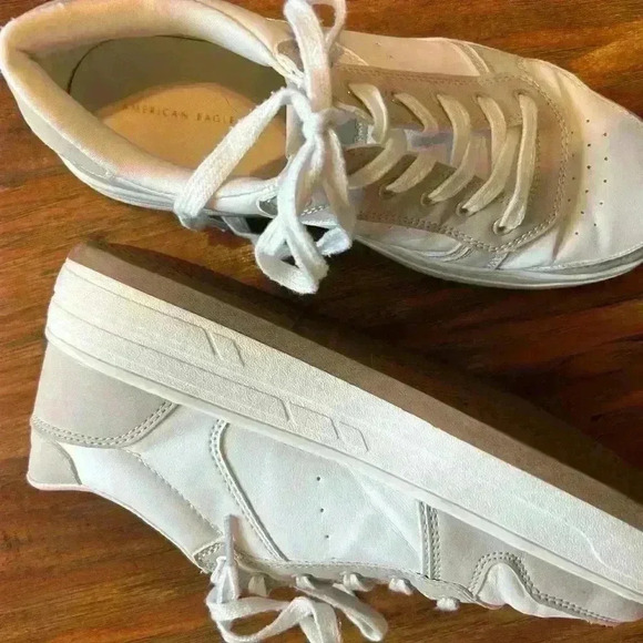 American Eagle Outfitters Shoes - American Eagle Women’s Size 7 Tan and White Platform Sneakers Summed Going Out